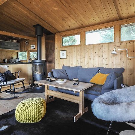 Lovely Cabin In The Capital Area With Hot Tube Hafnarfjörður Buitenkant foto